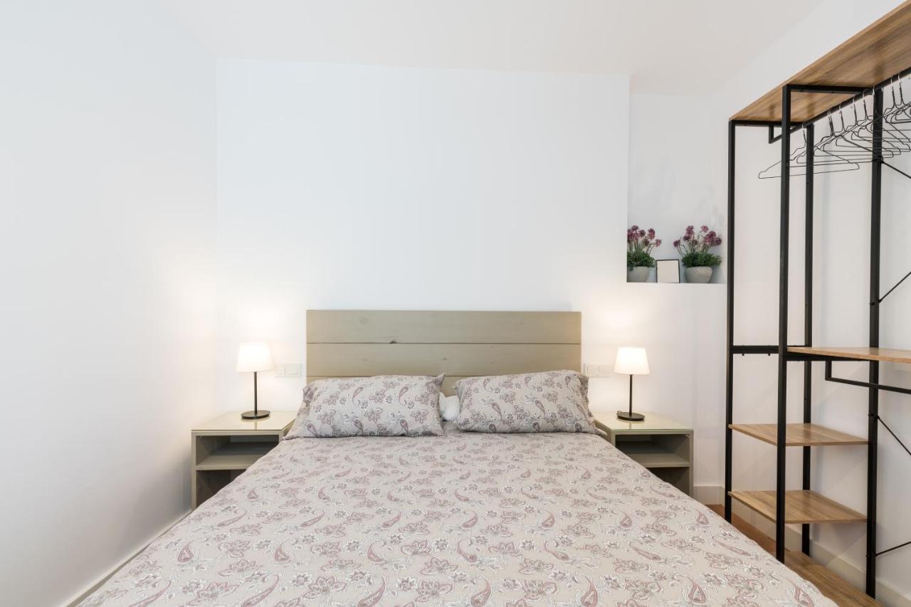 Apartamentos Leoncillos Seville Exterior photo