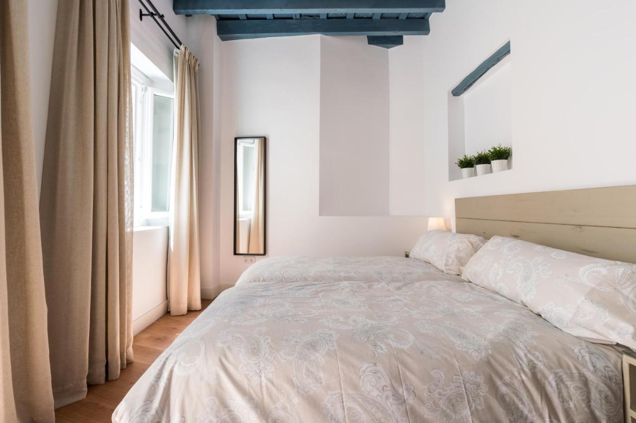 Apartamentos Leoncillos Seville Exterior photo